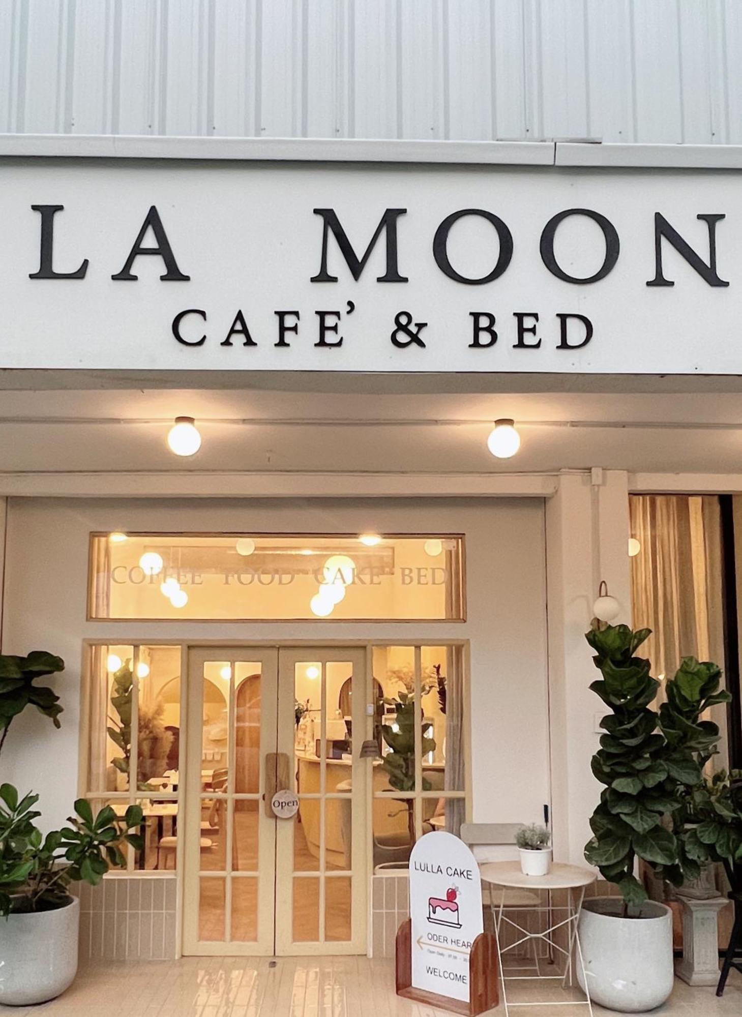 La Moon House Hotel Salaya Buitenkant foto